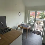 Schoene Neue 4 Mit Sued-balkon Bis 8 Personen Apartament *