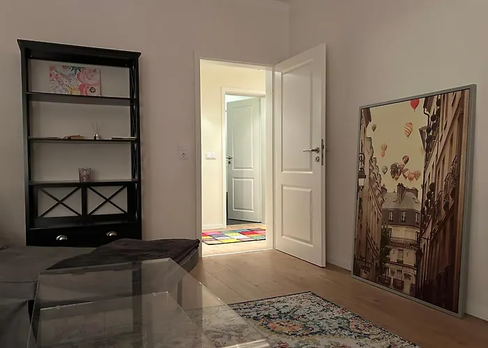 Schoene Neue 4 Mit Sued-balkon Bis 8 Personen Apartman Naumburg